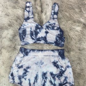 Aerie Set